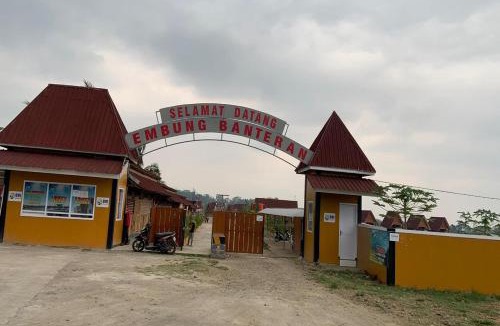 Banyumas Hotel | Capital O 93437 Embung Banteran CottageNearLapangan Banteran