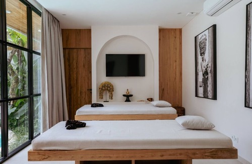 Sayan Villa | Casa Felice: A Secluded 4-Bed Oasis in Ubud, with Pool, Spa & Designer Interiors