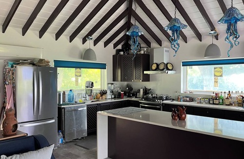Newcastle House | Cat Ghaut: A 16-acre private estate with gardens, trails and a golf course.