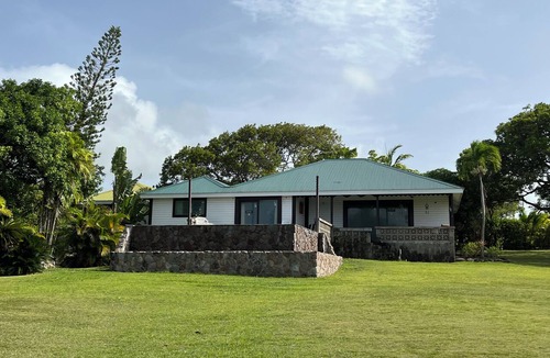 Newcastle House | Cat Ghaut: A 16-acre private estate with gardens, trails and a golf course.