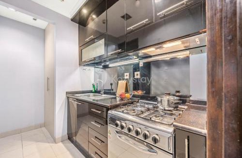 East Kuningan Apartment | Central by Kozystay - Mega Kuningan