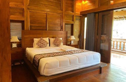 Sambahan Cabin | Chaplet House 2