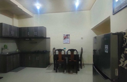 Mataram House | Charming 3-bedroom house in delightful Nusa Tenggara Bar. with AC