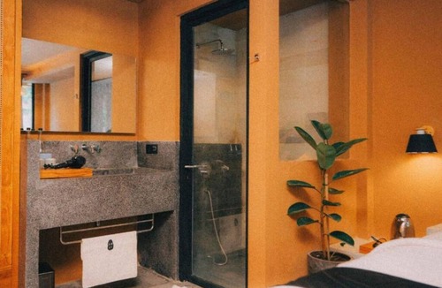 Beraban Villa | Charming Room with AC, include breakfast near beach