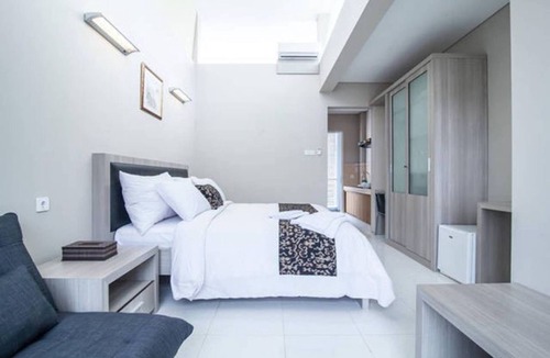 Pemecutan Kelod Apartment | Charming studio in Central Point D