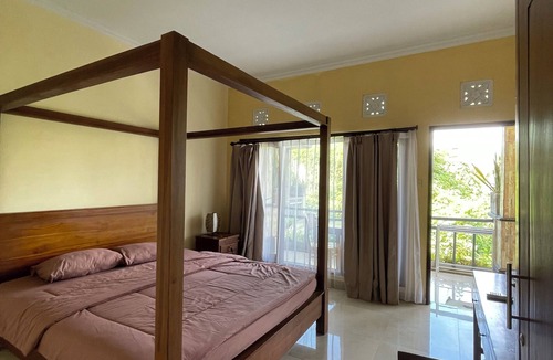 Petulu Apartment | Chic 1-bedroom apartment in charming Bali with WiFi, AC. Hot and cold water