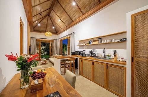 Penestanan Villa | Chic 1BR Stay w Garden Tub&Pool by Tropical Jungle