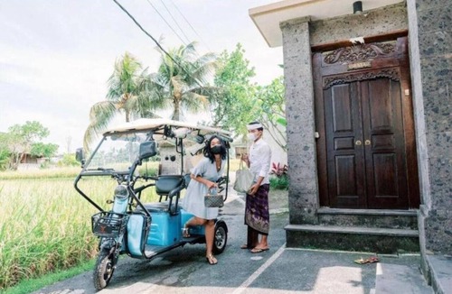 Penestanan House | Chic 2BR Villa with Private Pool in Ubud Central