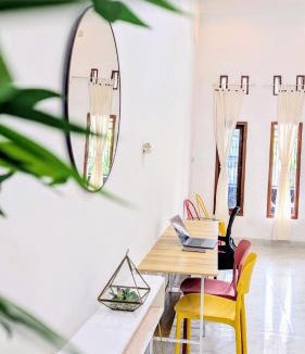 Tanjungsari House | Chill-Inn Sukomanunggal Syariah