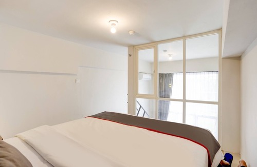 Waru Hotel | Collection O 30 Amega Crown Sub