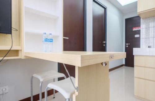 Bogor Selatan Apartment | Comfort and Modern 2BR at Royal Heights Apartment By Travelio