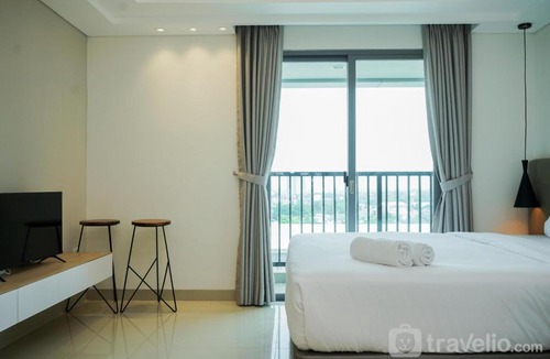 Pondok Aren Apartment | Comfy and Minimalist Studio at Embarcadero Bintaro Apartment By Travelio