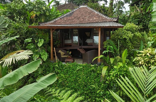 Selemadeg House | Cosy twin bungalow perfect for two firends or solo travlers. With stunning view!