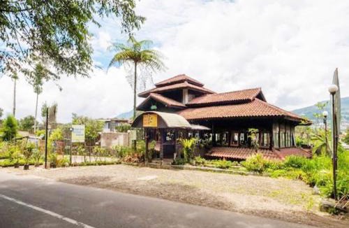 Parongpong Hotel | Cottage Syariah GS Rumah Kayu Bandung