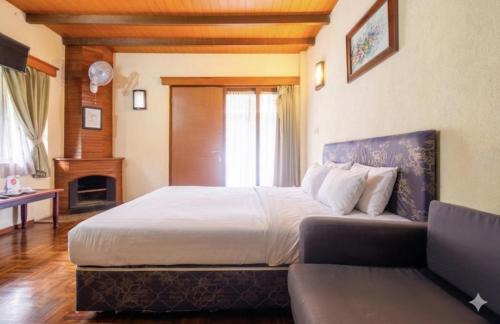 Parongpong Hotel | Cottage Syariah GS Rumah Kayu Bandung