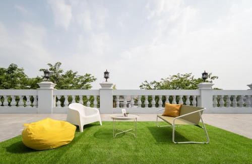 East Jakarta Apartment | Cove Veranda