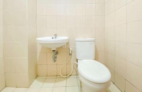 Kayu Putih Apartment | Cozy and Enjoy Living 2BR Tifolia Apartment By Travelio
