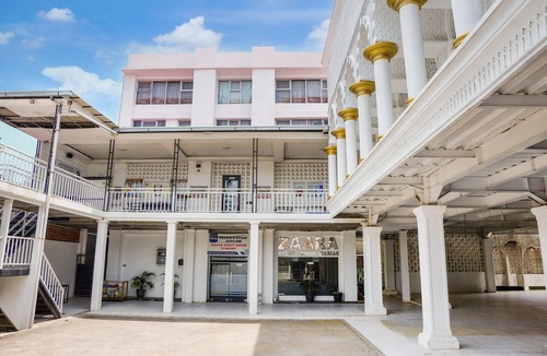 Padang House | Cozy Indonesia Standard Twin w/Free WiFi