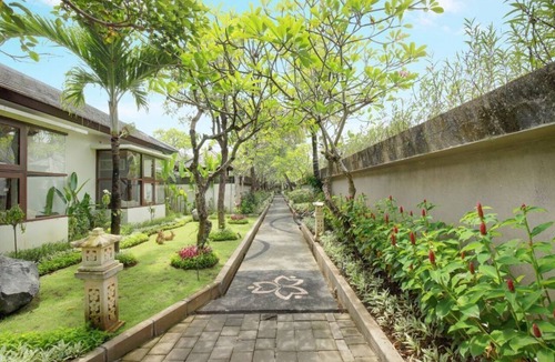 By Pass Ngurah Rai Villa | Cozy One Bedroom Suite Villa with a private pool, FREE return airport transfers