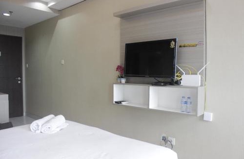 Cibaduyut Apartment | Cozy Studio Apartment at Mekarwangi Square Cibaduyut By Travelio