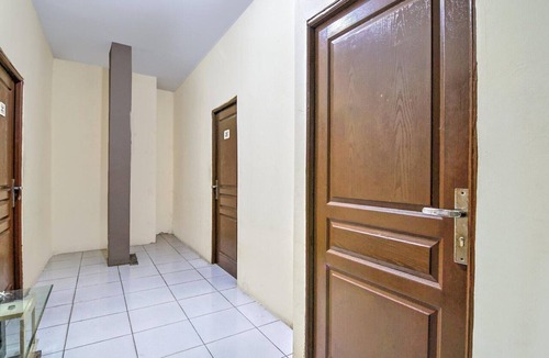 Pekanbaru House | Cozy Twin Escape with Free WiFi and Parking