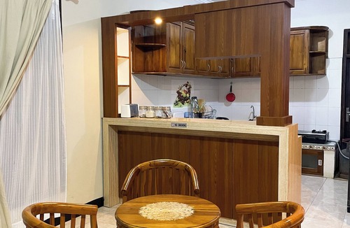 Labuan Bajo House | dAlvin: Room 3 - Quiet Comfort | Near Airport