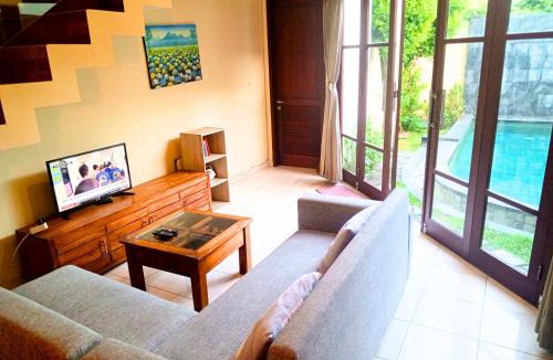 Petitenget House | Dana Villa Bali