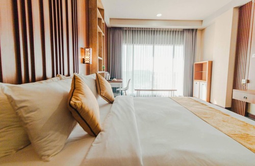 Kecamatan JONGGAT Hotel | De Balen Soultan Hotel