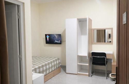 Grogol Hostel | Diponegoro House Solo Baru