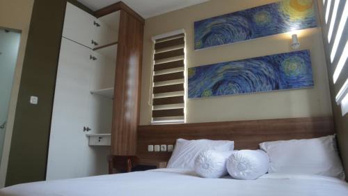 Palmerah Hostel | DJURAGAN KAMAR SLIPI