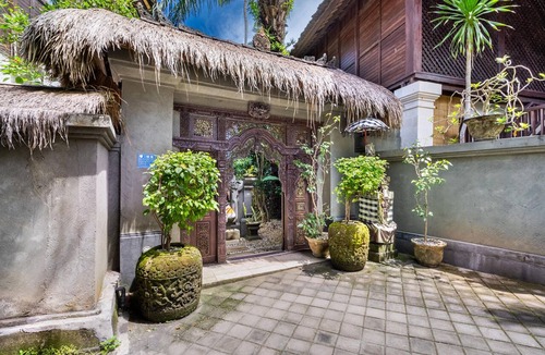 Candi Dasa Apartment | Double Room with Alley View | The Village of Angels Resort | Candidasa