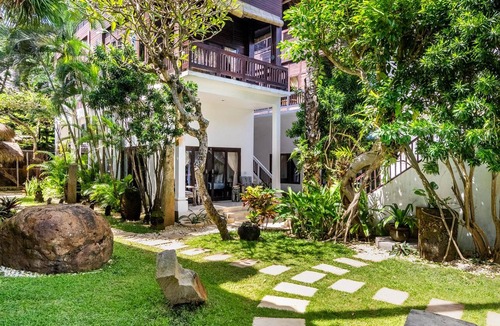 Candi Dasa Apartment | Double Room with Alley View | The Village of Angels Resort | Candidasa