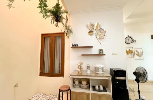 Jakarta House | Durti Indah Homestay
