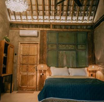 Celuk House | East room at Semadi Living