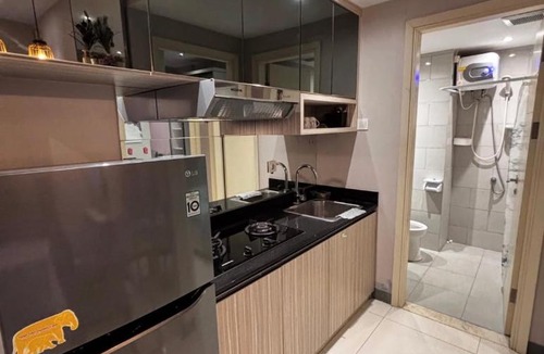 Cikarang Apartment | Elvirox El Ghazali 2BR Luxury Stay at Silverlake
