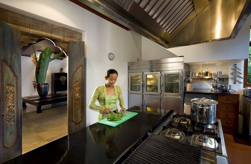 Melayang Villa | Exclusive 6.5 Bedroom Luxury Villa + Infinity Pool Near Ubud