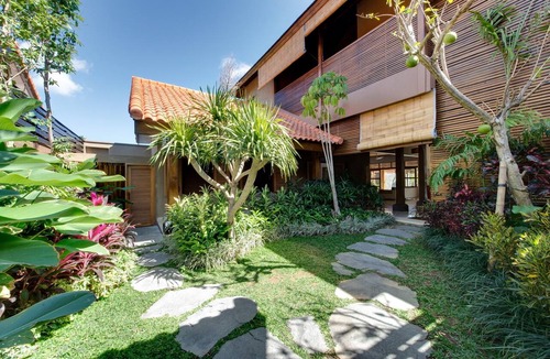 Laksmana Villa | Exclusive Offer 10 BR villa by the beach Seminyak