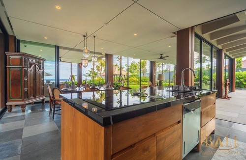 Gerokgak Villa | Exclusive Pool Villa directly at the Bali Sea!