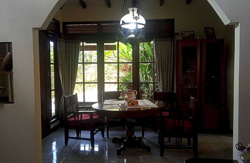 Bandung Hotel | EXPRESS O 92299 Bumi Bati Deudeuh