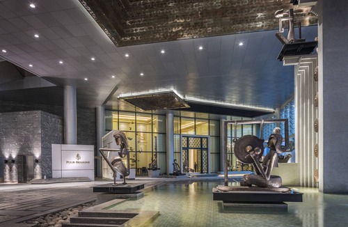Senayan Hotel | Four Seasons Hotel Jakarta