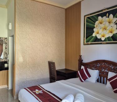 Kuta Selatan Bed & Breakfast | Frangipani Homestay