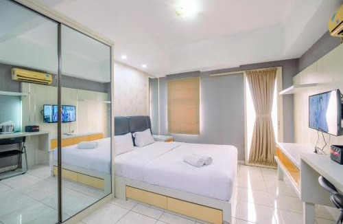 Pondokcina Apartment | Good Location and Cozy Studio Margonda Residence 2 Apartment By Travelio
