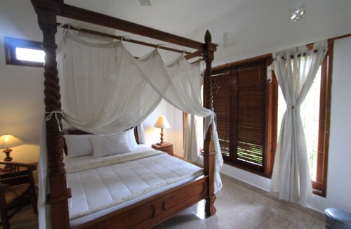 Kemenuh Villa | Graha Rusni Villa - 2 Bedroom villa - Rice paddys view