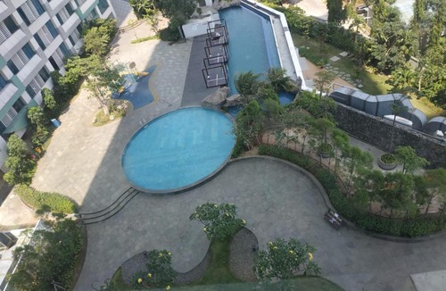 Pekayon Jaya Apartment | Grand Kamala Lagoon by 21 Room Netflix