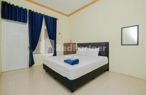 Paciran Hotel | Grand Kencana Guesthouse Syariah near Wisata Bahari Lamongan