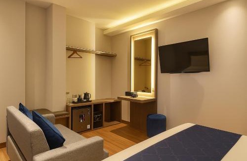 Lubuk Baja Hotel | Grand Majesty Hotel