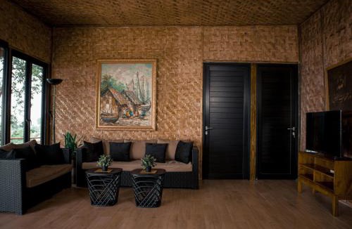 Cigombong Villa | Grandpa’s Bamboo House
