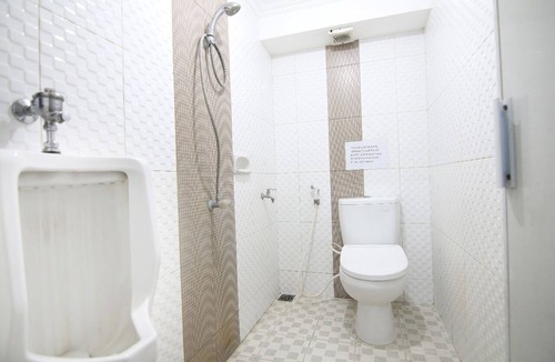 Darmo House | Great location, 10 mnts from Tunjungan Plaza