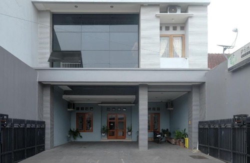 Purwokerto Hotel | Guest House Pinarak 2 Syariah near GOR Satria Purwokerto Mitra RedDoorz