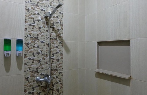 Sleman House | Homestay Jogja Kronggahan dekat UTY by Simply Homy